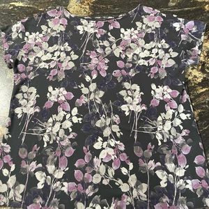 J Jill short sleeve tee.  Size Medium